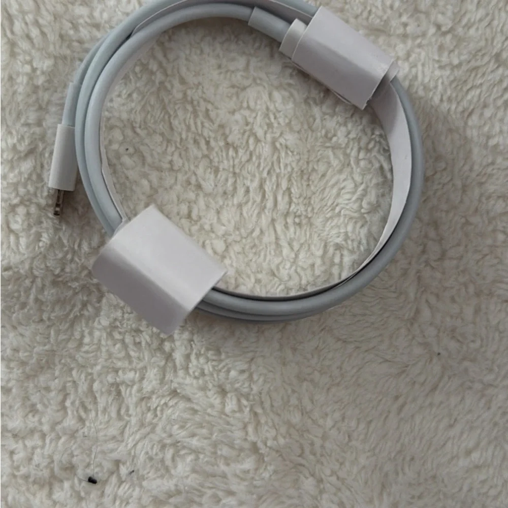Apple USB Cable Bundle - Black and Gray